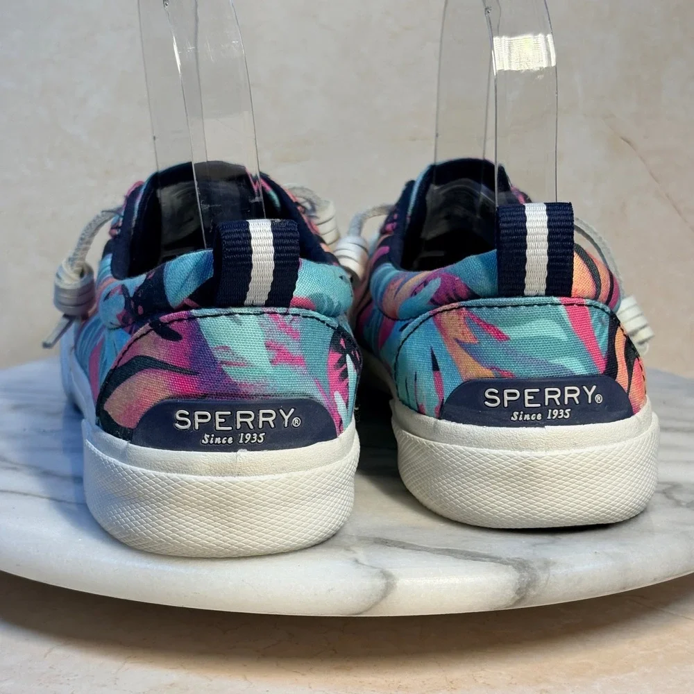 Sperry Crest Vibe Womens Tropical Floral Canvas Slip On Sneakers Preppy 7.5 Surf